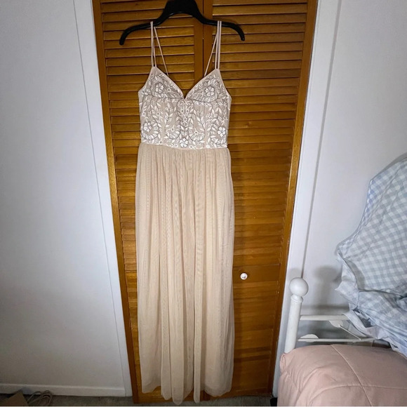 BHLDN By Anthropologie Elowen Floral Beaded Blush Gown Size 6 - Picture 4 of 13